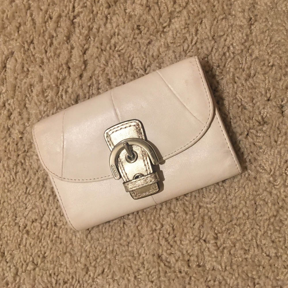 Coach authentic white leather wallet